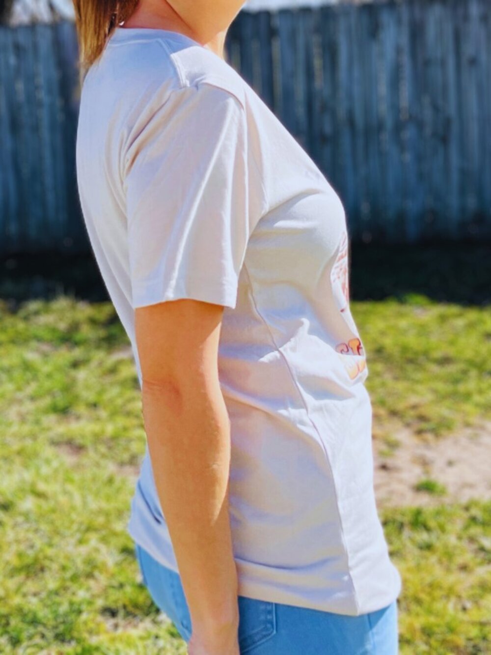 Simple + Free Tee - Picture 3 of 5